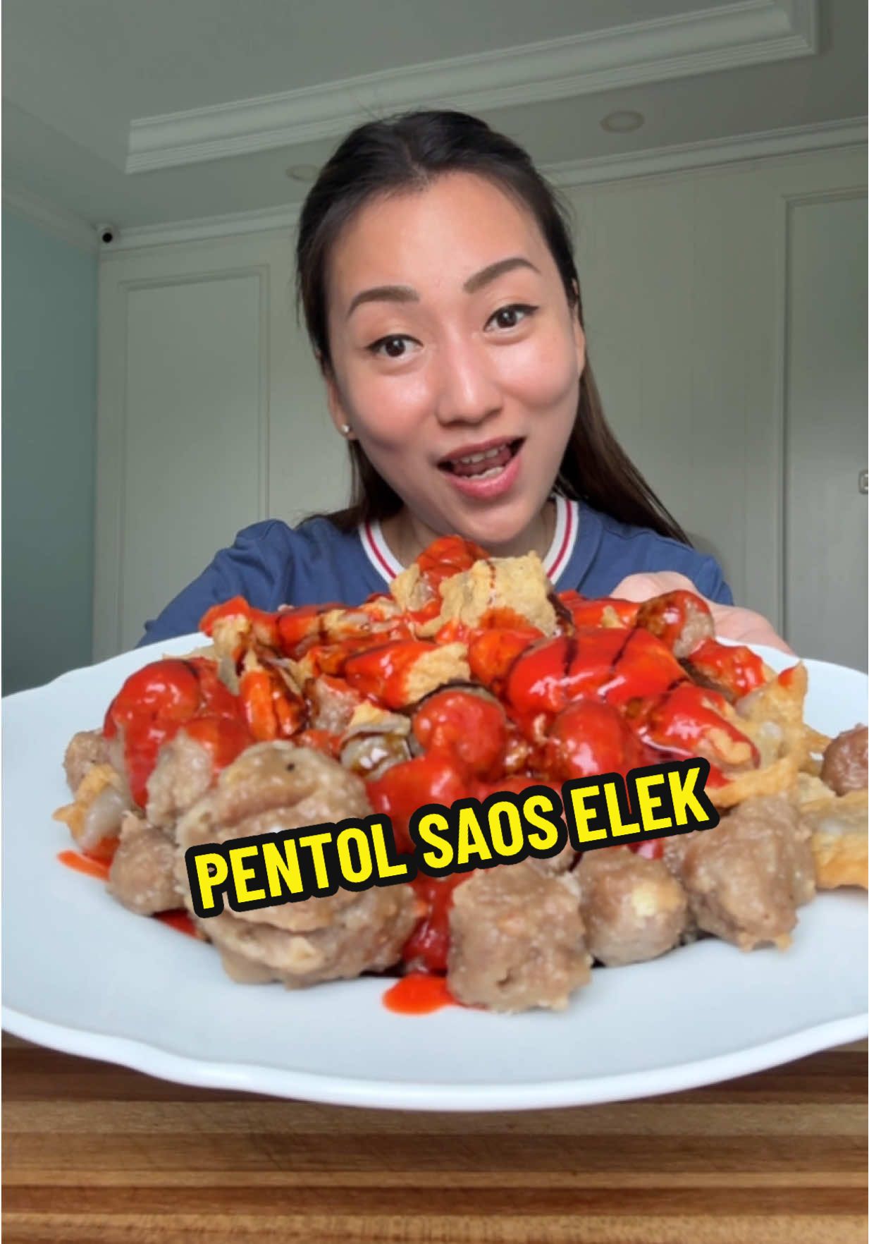 Replying to @mocca_imoll PENTOL NOSTALGIA JAMAN SD NIH PAKE SAOS TOMAT ELEK .. belinya sambil sembunyi2 dari oma 😂😂😂 #nanakoot 