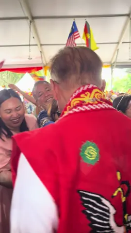 Senangnya berpapasan langsung dg Datok Anwar Ibrahim dg Abang Johari 🥳🥳🥳 #serawak #abangjohari #perdanamenteri #anwaribrahim #Malaysia 