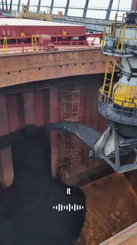 How Long to Load a 300,000-Ton Ship? Faster Than You Think #MegaMachines #Shipping #CargoShip #Coal