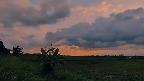 #CapCut #masukberandafyp #hothashtag tag #sunset #langitaestetic 