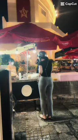Bị fan quay lén mới giử clip :)) #xuhuongtiktok #xinh #me #camau 