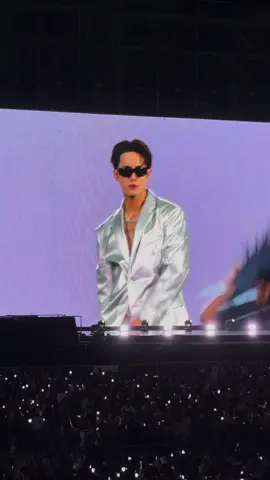 hottest man on stage 🔥 #mingyu #seventeen #fyp #foryou ctto