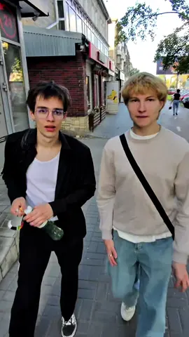 @sstaakh 👈🏻 подписка, родные