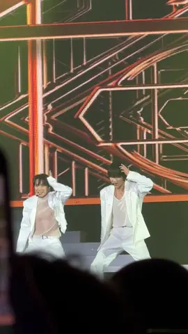 SS10 Jakarta - Mamacita  #superjunior #ss10 #suju #mamacita 