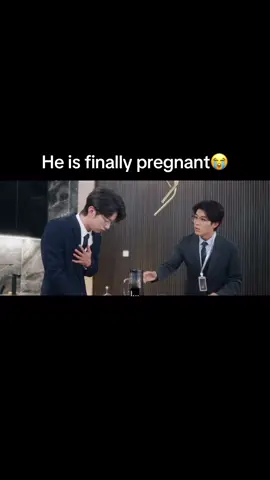 I have been waiting for him to get pregnant ever since he slept with his boss😭 #ABO #abodesire #desiretheseries #chinesebl #cbl 