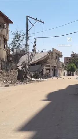 Sebuah adegan yang mengerikan ,zionis melancarkan serangan udara targetkan rumah di lingkungan Al sabra. Hasbunallah wanikmal wakil 🥺😢🇮🇩❤️🇵🇸 Negara arab pada bungkam ketika rakyat palestina ditindas di jajah secara etnis . 🥹🥲 #savegaza #freepalestine #freegaza #fyppp #fypシ゚ 