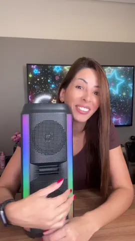 A caixinha de som que eu já amooooo toppppp demais corrreeee!!! 🥰 ela é bluetooth genteee  #TikTokShopChegou #tiktokshopchegou #caixasom 
