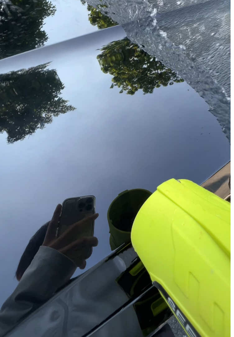 🚫 Deja de rayar tu pintura con toallas — este soplador seca tu coche en segundos, incluso en las esquinas difíciles.#blower #CarCare #multiuse #tiktokshop #fyp 