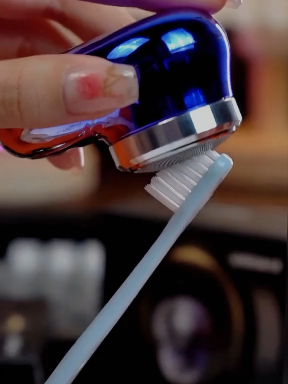 PORTABLE ELECTRIC RAZOR FOR MEN AND WOMEN #portablerazor #razor #minishaver #shaver