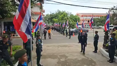 วีรบุรุษสุดชีวิต ฟ้ามีตาส่งคนดีๆมาถูกที่ถูกเวลา #แม่ทัพภาค2 พบปะนักเรียนโรงเรียนกันทรลักษ์วิทยา ขอบคุณจริงๆแม่แบบแม่พิมพ์ของเยาวชนไอดอลของเด็กๆรุ่นใหม่ 🇹🇭🥰 มาพร้อมเพลงพระเจ้าตาก จากวงดนตรีของ น้องๆ รร. 13กย.68 #คนไทยทั้งประเทศtok 