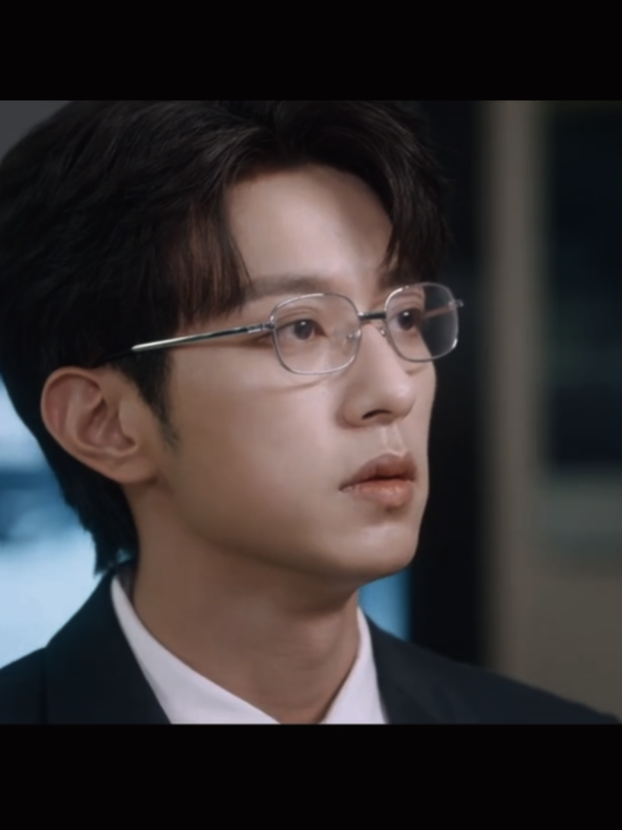Li Peien expression is top tier..... I'm crying out loud for him 😭 #desiretheseries #gaotu #lipeien #seekyli 