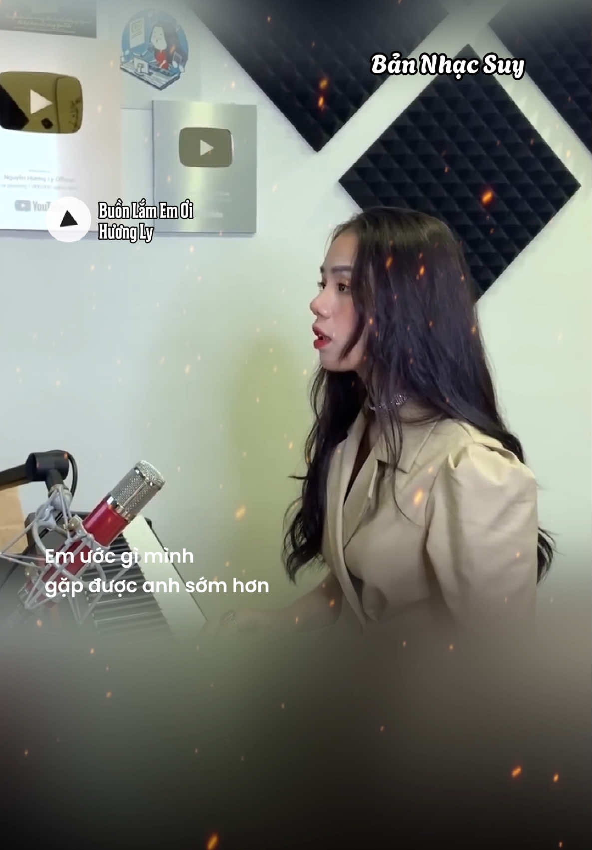 Em ước gì mình gặp được anh sớm hơn… “Buồn Lắm Em Ơi - Hương Ly” #buonlamemoi #huongly #BanNhacSuy #xh 