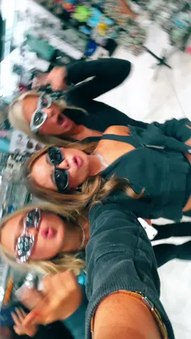 POV 1/3! @GT 🪩⭐️💗🫧 @Peyton_wesson #nyfw #viral #fypシ #newyork #travel 