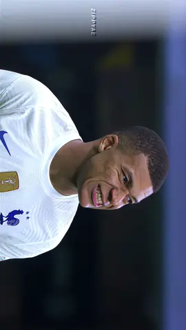 Mbappe at psg in 4kkkk🤩🤩 | #Mbappe #psg #quality #fyp #120fps