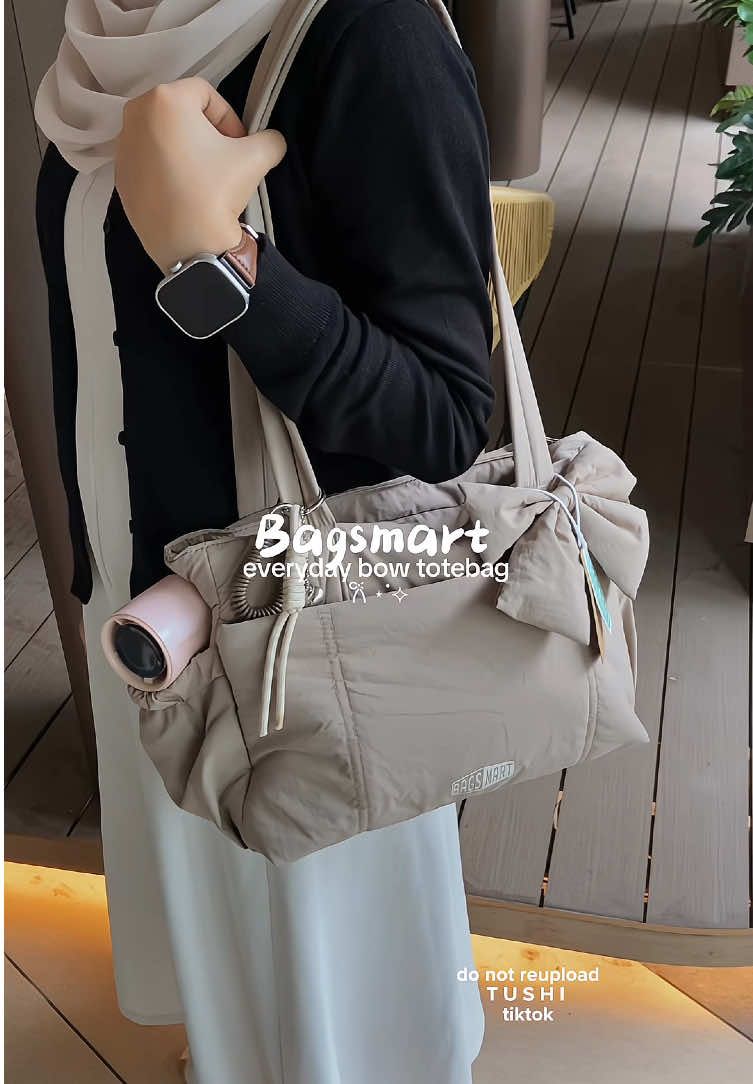 NEW Bagsmart bow totebag 🎀🤎 not too big & not too small, perfect for everyday wear/office/workout/travel bag! ✨  #totebag #totebags #shoulderbag #handbagwanita #bagsmart 