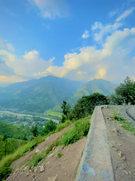 Mera Kashmir 🍁🍂⛰️🍂🍁#fyp #foryoupage❤️❤️ #trendiing #kashmirwithstand #foruyou 
