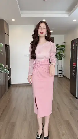 Váy này mặc đẹp #vaysangchanh #damsangchanh #vaythietke #damthietke  mặt sang chảnh thế  
