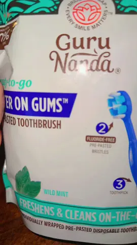Cepillo de dientes 🪥con la pasta incluida ideal para llevartelo al trabajo o de vacaciones #gurunanda #cepillodedientes #dienteslimpios #parati 