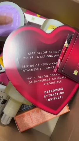 #unboxingvideo 🤍🩷 @Avon România 