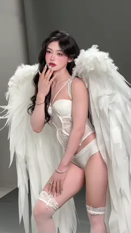 Thiên thần xa ngã đây ạ 😇#xuhuong #thienthanvaacquy 
