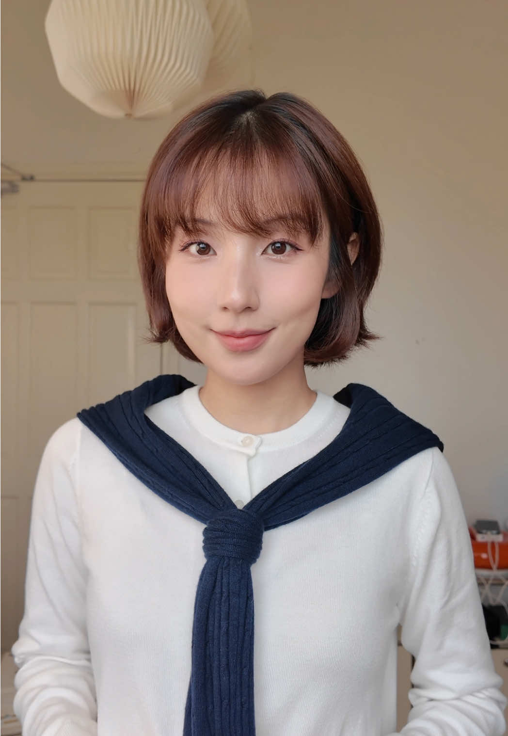 Cách thắt cardigan đúng điệu 