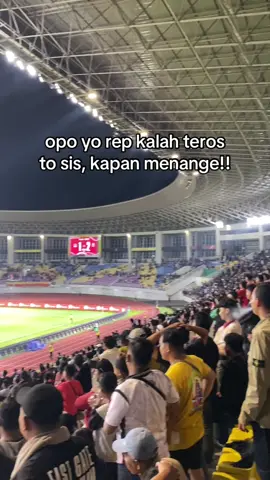wes di awurrr wae🗿 #persissolo #pasoepati #derbyjateng #briliga1 #fyp 