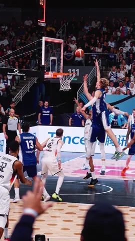 absolutely no one: slim jesus: I'm gonna levitate #EuroBasket #basketball