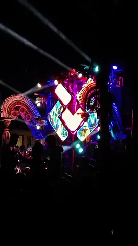 Tjap Seruduk BSS Reborn cek sound tampil perdana di jombang@bssaudioreborn_real  KARNAVAL SUMBERMULYO JOGOROTO #soundsystem #soundsystemjawatimur #soundviral #karnaval2025 #bssaudioreborn 