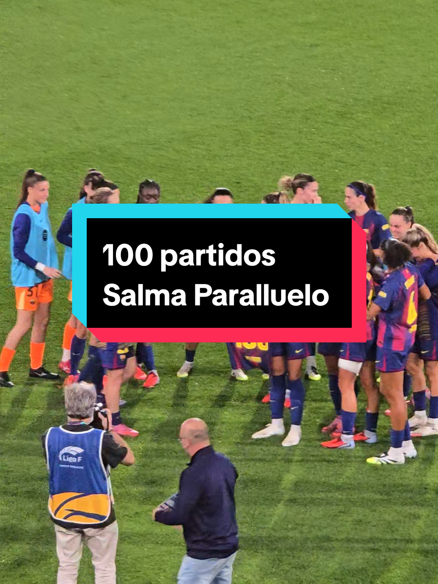 100 partidos de Salma Paralluelo!! 💙❤️⚽️ #fcbfemeni #futbolfemenino #fcbarcelona #barça #futfem 