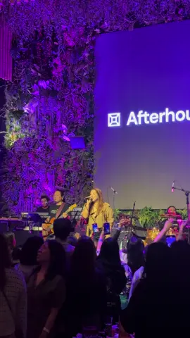သူမရဲ့ည🎶#ဆုန်သင်းပါရ် #afterhours #taunggyi #tiktokmyanmar #liveshow 