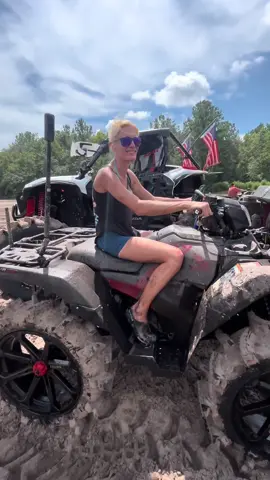 @katie @Neal Schmidt #hogwaller #mudanticsmotorsports #foryou #viralvideo #honda 
