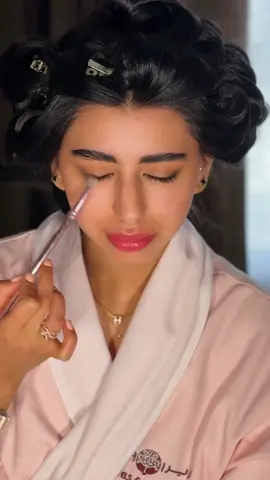 من تجهيز الجميله @Ghrour Safar ل ايفنت بالرياض ✨ Makeup by me ✨ Hair @NADA | مصففة شعر💇🏻‍♀️  Photography @Meem.Clicks📸  #اكسبلورexplore #ميكب_ارتست_الرياض #ارتست_الرياض #غرور_صفر #ارتستات_السعوديه 