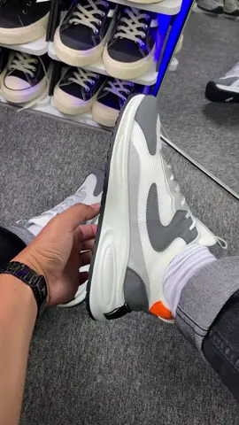 Rekomendasi sepatu cowok keren #sepatu #sepatusneakers #sepatucowok #sneakerscowok 