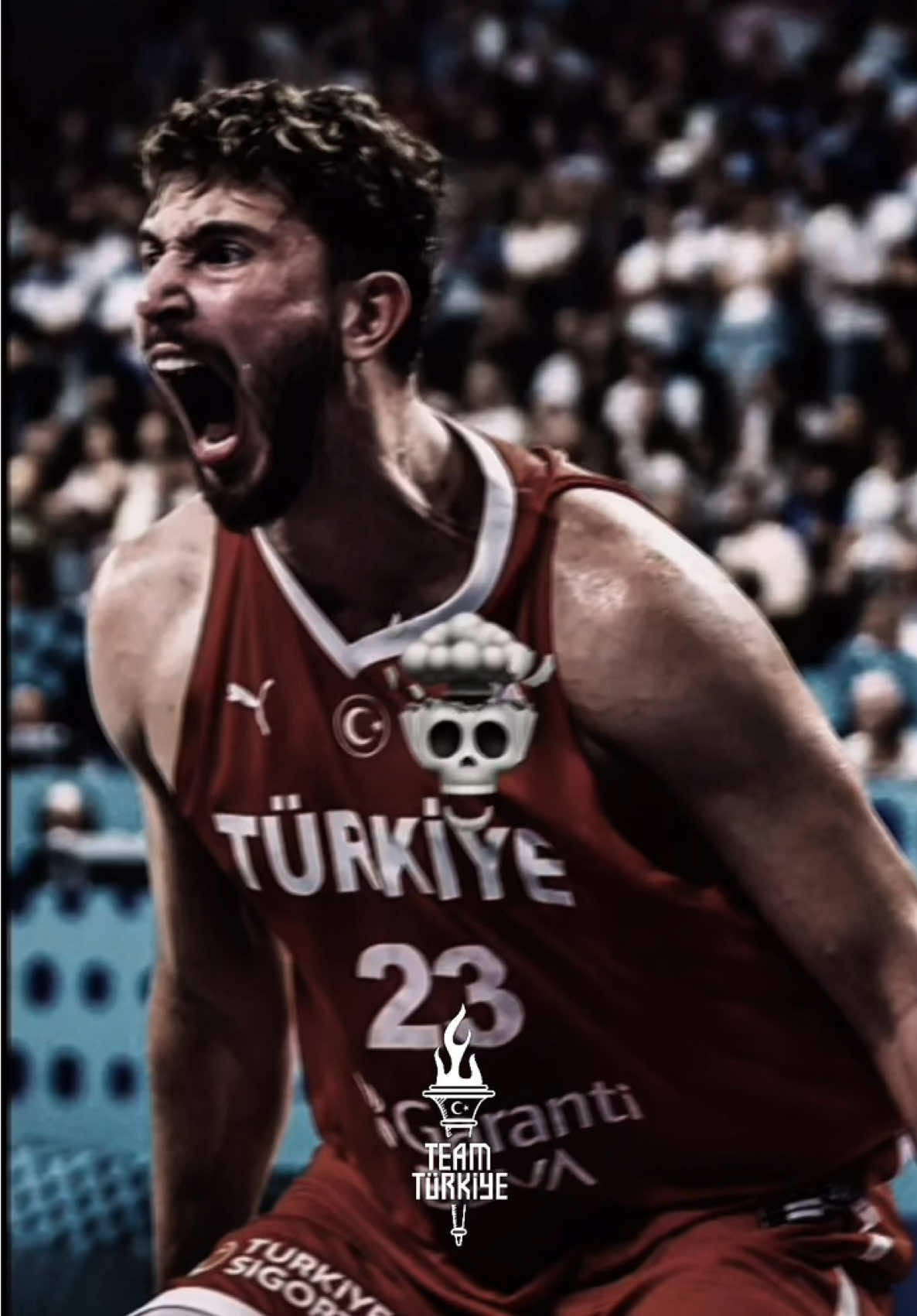 ALLPPEEEERREEENNN ŞEEENNGÜÜÜNNN!🔥😎👊🏻🇹🇷 #türkiye #alperensengun #eurobasket #fyp #basketball 