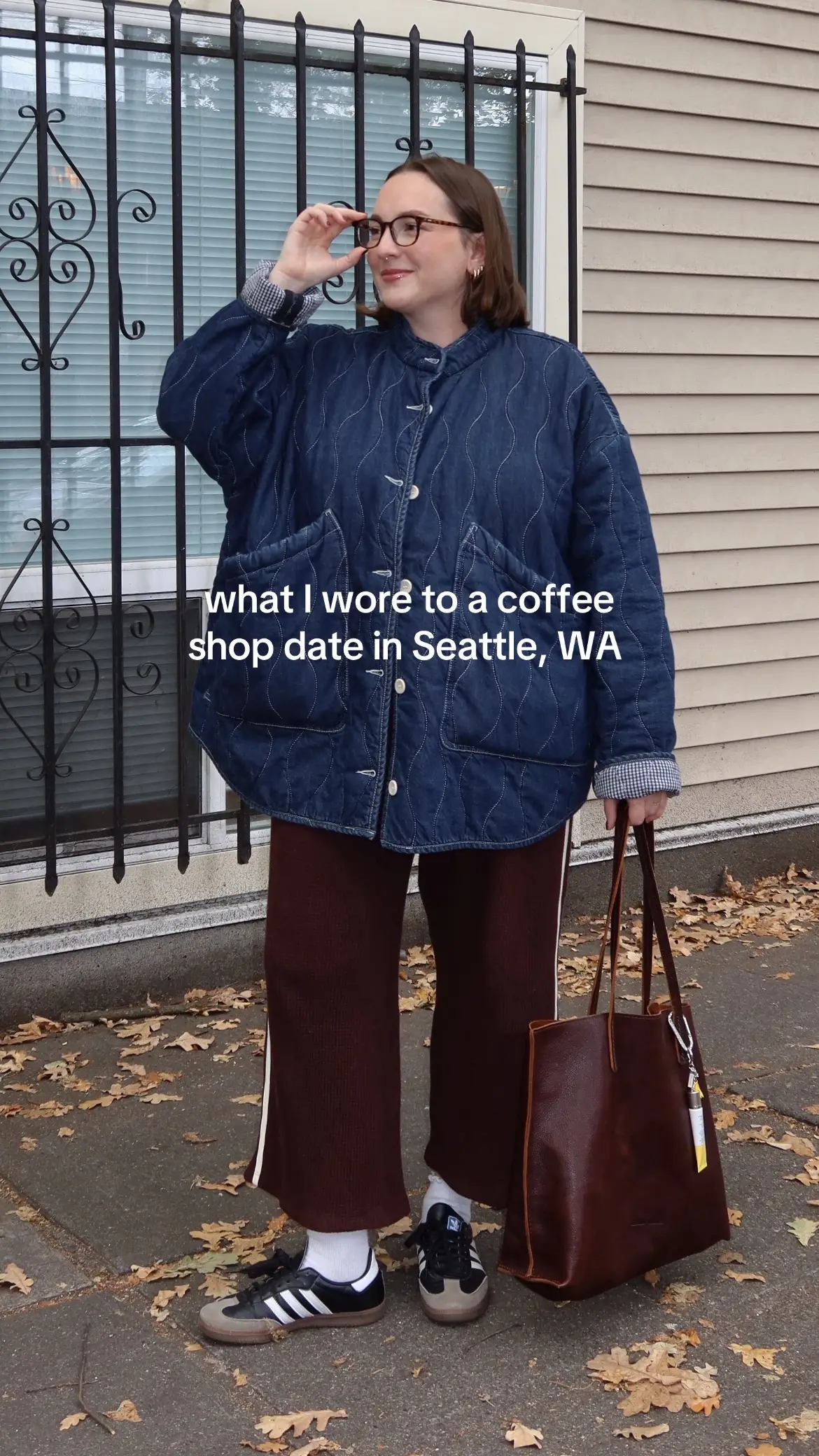 fall is around the corner ☕️🫐 #momstyle #fallstyle #falloutfitinspo #seattlecontentcreator #pinterestoutfit @Beyond Nine @portlandleather @D O N N I. @Printfresh 