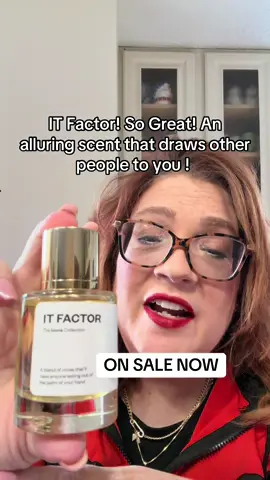 This allure original from Dossier is handcrafted in France. It’s a terrific scent for Fall! #itfactor#dossier #fragrance#fallscent
