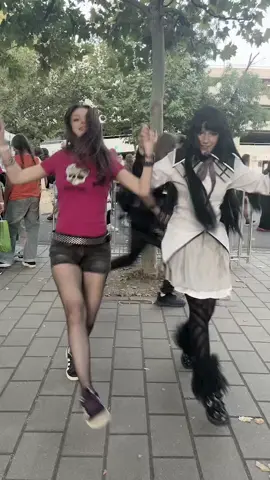 @Clau 🪐 dameungr #homura #madokamagica #cosplay #alt #comiccon 