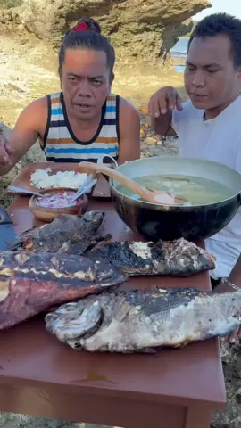 #Outdoors #seafood #viral #idolytang #mukbangvideo 