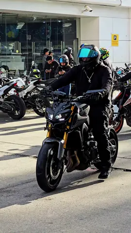 Yamaha MT09  Shell de San Lucas  Guatemala          #fy  #fypシ  #fyppppppppppppppppppppppp  #Viral  #fypp 