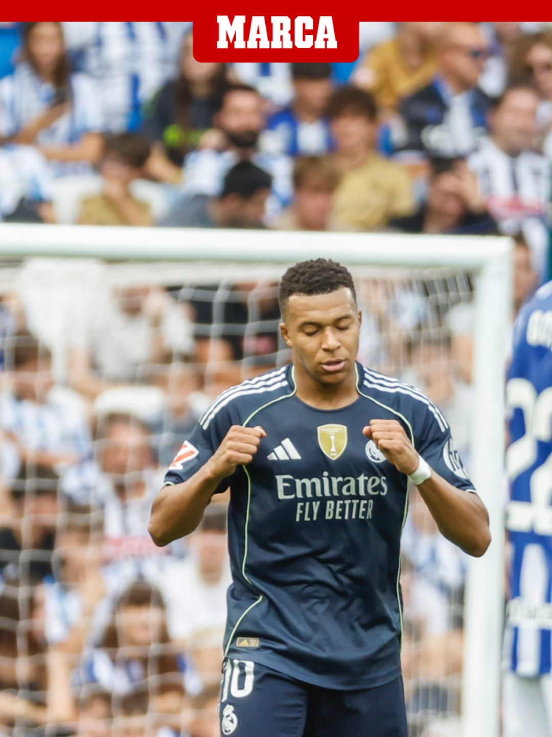 ¿El líder del vestuario? En el Real Madrid lo tienen claro: Kylian Mbappé es el más buscado por todos tras el final del partido contra la Real Sociedad 📲 @joeldelriomuradas #DeportesEnTiktok #LaLiga