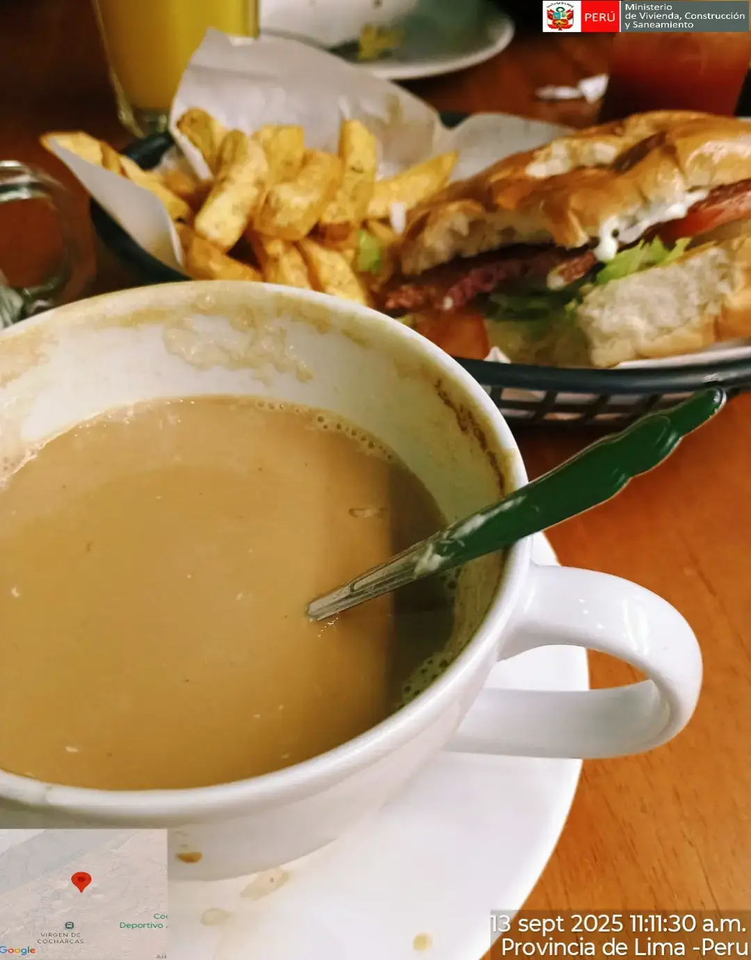 👷☕🍔