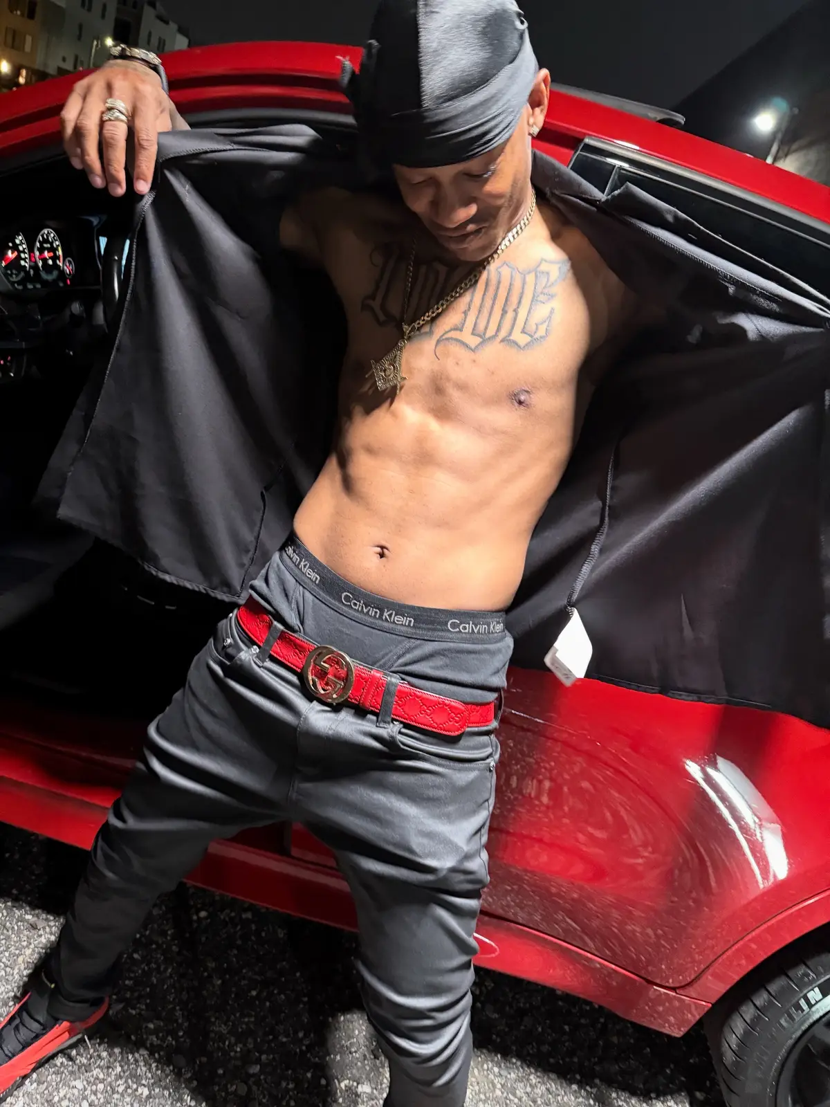 People say I’m too skinny 😤 Question am I too skinny yall keep it real yall 😂😱🫣🤔 #gwezzy #lola #qb #music #hiphop …….