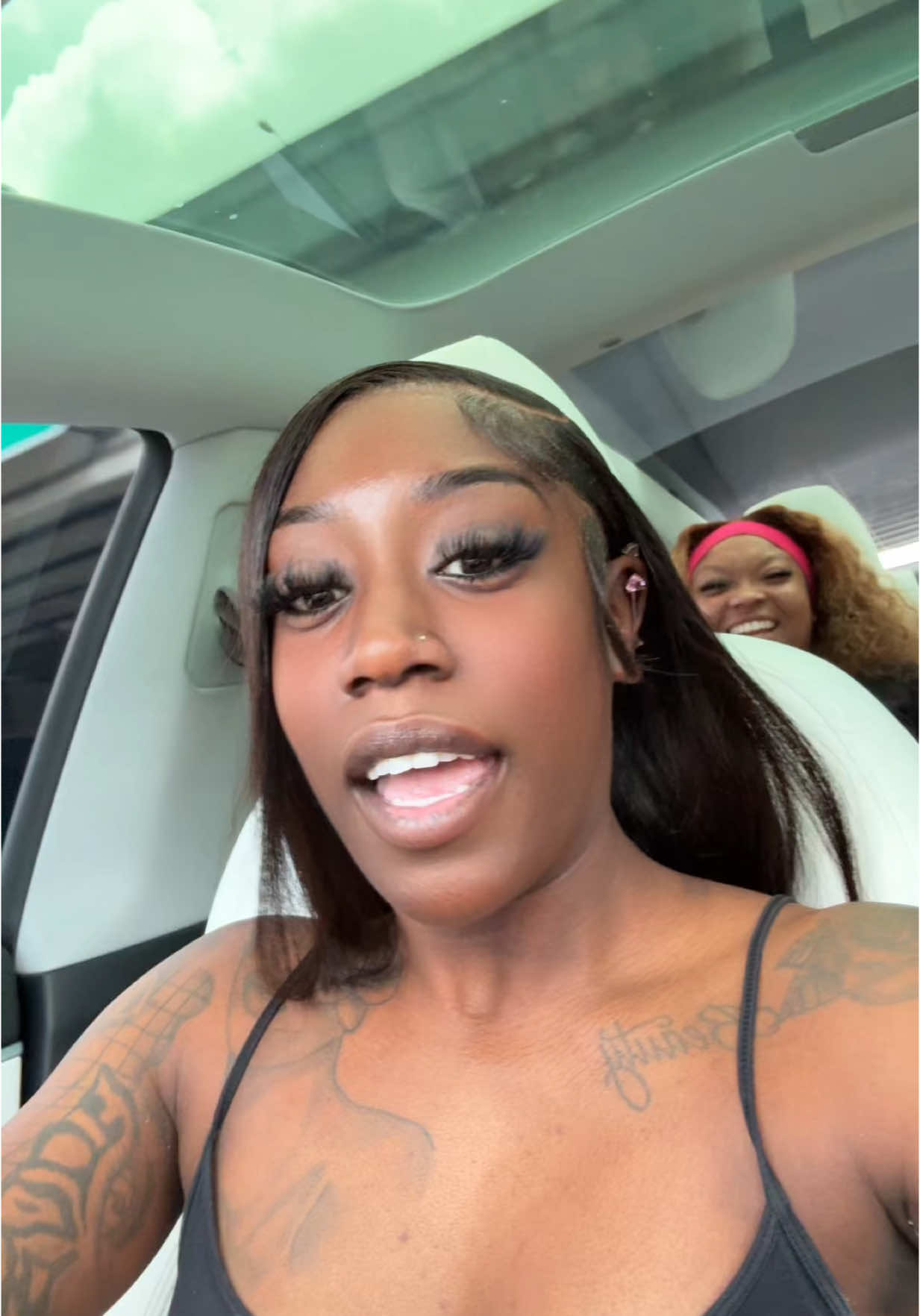 WE IN MIAMI 🤪🌴!!!!!!! #fypシ #girlstrip 