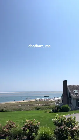 walks around Chatham > #capecod#coastaltown#newengland#tsitp#trending 