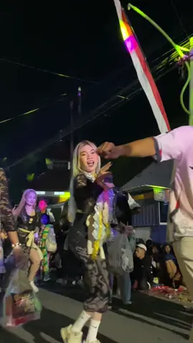 Sess wo🥵@Riska.pp #promoseruweekend #karnavalsumberberasmuncar2025 