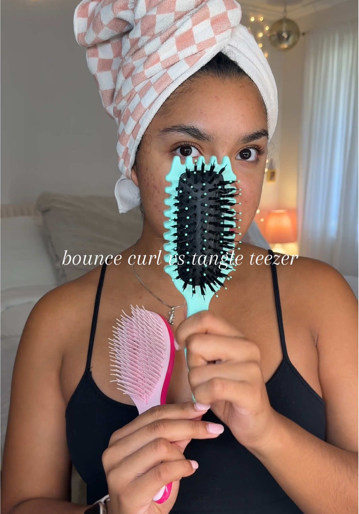 Replying to @cnava1808 Which curly hair brush is better? ✨🩷#beauty #curlyhair #acnebaddie #badblaura #bouncecurlbrush  @Tangle Teezer @BounceCurl 