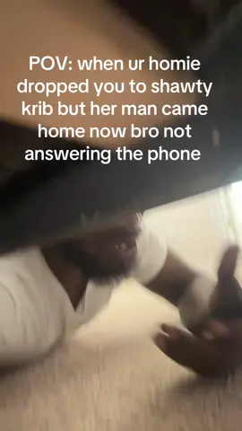 Bro I’m hiding under the bed answer the phone😂 #viralvideo #fyp #fyi 