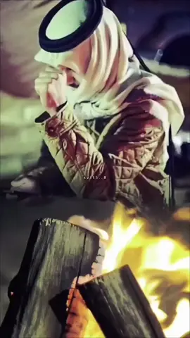 يا قلب لا تتعب من هموم الايام.خابرك يا قلب تشيل الثقيله يا ماعطاك الوقت من همه اكوام.ومحدٍ درى عن همك اللي تشيله