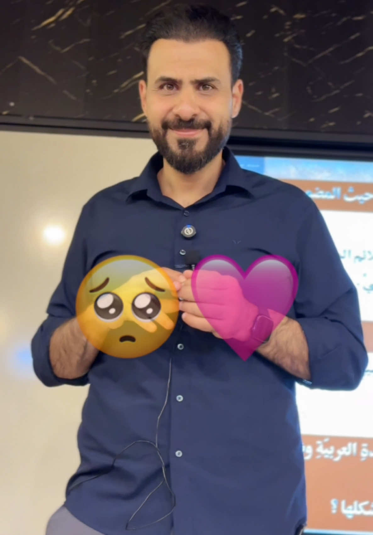 تردون تعرفون قصة وكيع 🥹😭⁉️.   #هشام_المعموري #استطلاعاتنا #فاطمة_الزبيدي #علي_السوداني #تبارك_الزبيدي #جعفر_الحسني #سادس_احيائي #شعر #شكوت_الى_وكيع_سوء_حفظي 