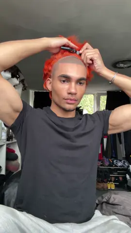 I think this is my first time trying an orange wig 🤔🧡 #wigs #menwig #wiginstall #hairtutorials 